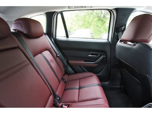 Used 2025 MAZDA CX-50 AWD 2.5 Hybrid w/ Premium Pkg image 11