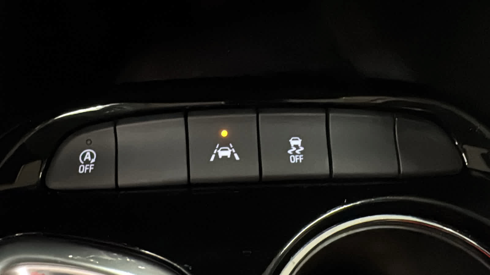 Used 2023 Buick Encore GX Preferred FWD image 19