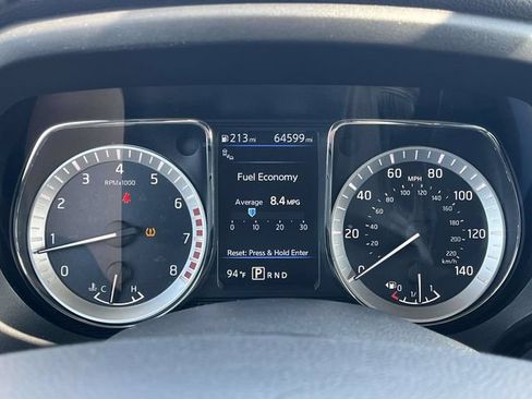Used 2019 Nissan Titan SL RWD image 34