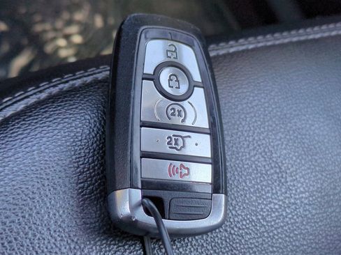 Used 2023 Ford Explorer Limited w/ Equipment Group 301A image 29