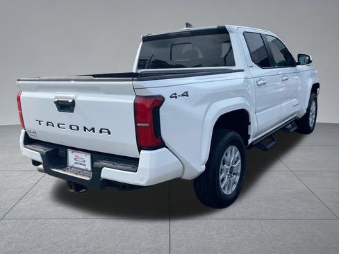 Used 2024 Toyota Tacoma SR5 w/ SR5 Upgrade Package image 15