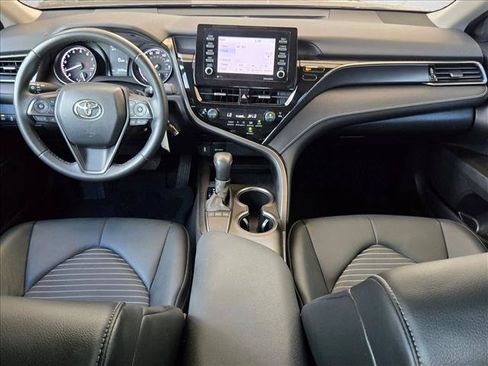 Used 2024 Toyota Camry SE FWD image 17