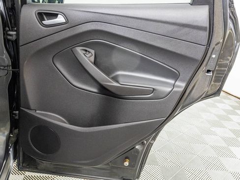 Used 2015 Ford Escape SE FWD image 42