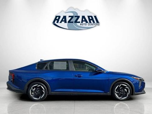 Used 2025 Kia K4 EX image 2