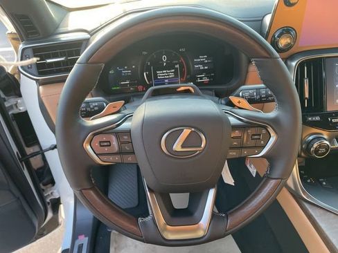 New 2026 Lexus LX 600 4WD w/ Luxury Package image 24