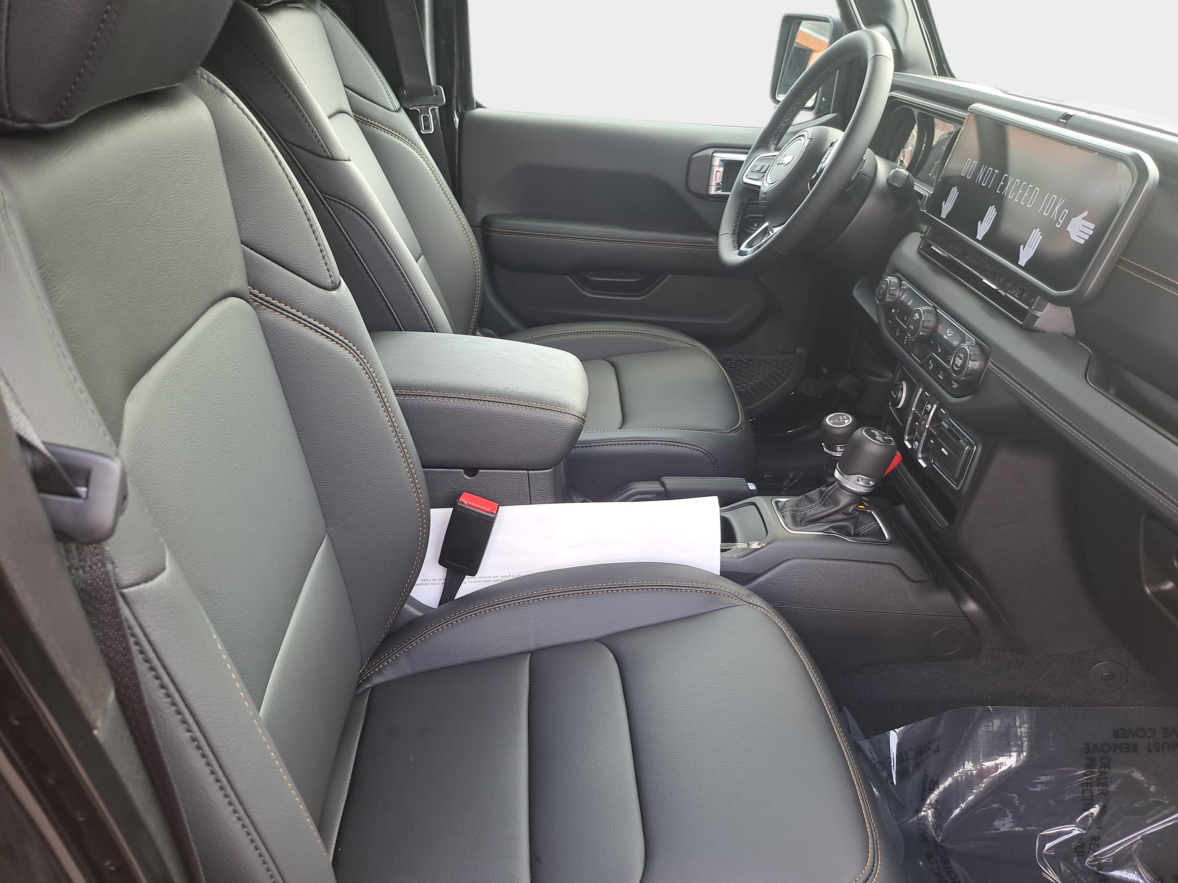 New 2027 Jeep Wrangler Unlimited Sahara AWD/4WD image 10