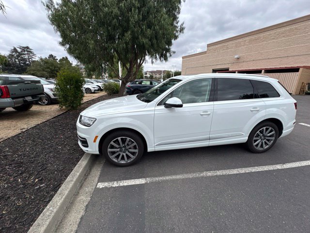 Used 2018 Audi Q7 2.0T Premium Plus w/ Premium Plus Package AWD/4WD image 17