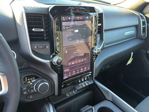 New 2026 RAM 1500 Big Horn AWD/4WD image 16