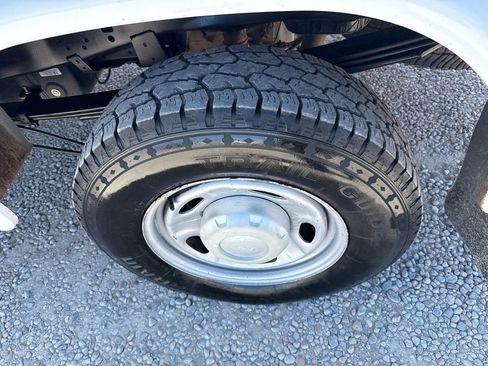 Used 2017 Ford F250 XL w/ Power Equipment Group image 36