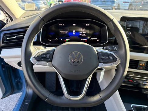 Certified 2025 Volkswagen Jetta S image 11