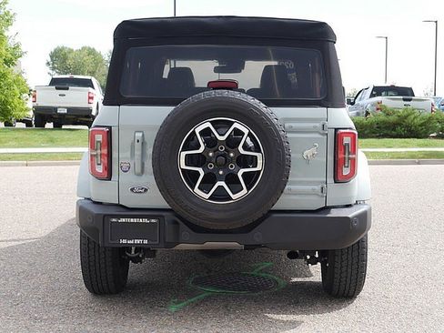 Used 2022 Ford Bronco Outer Banks image 4