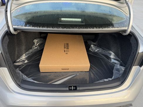 New 2026 Toyota Corolla SE image 9