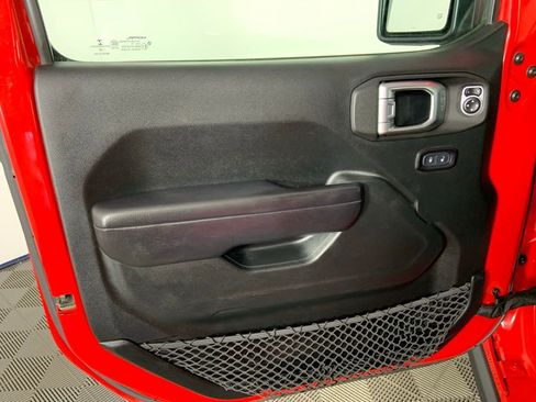 Used 2018 Jeep Wrangler Unlimited Sport S image 22