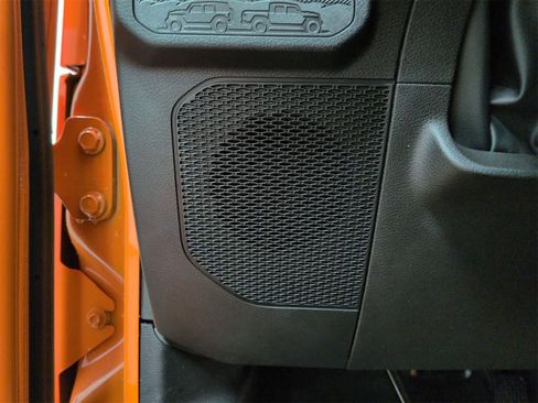 Used 2025 Jeep Wrangler Sport S image 30