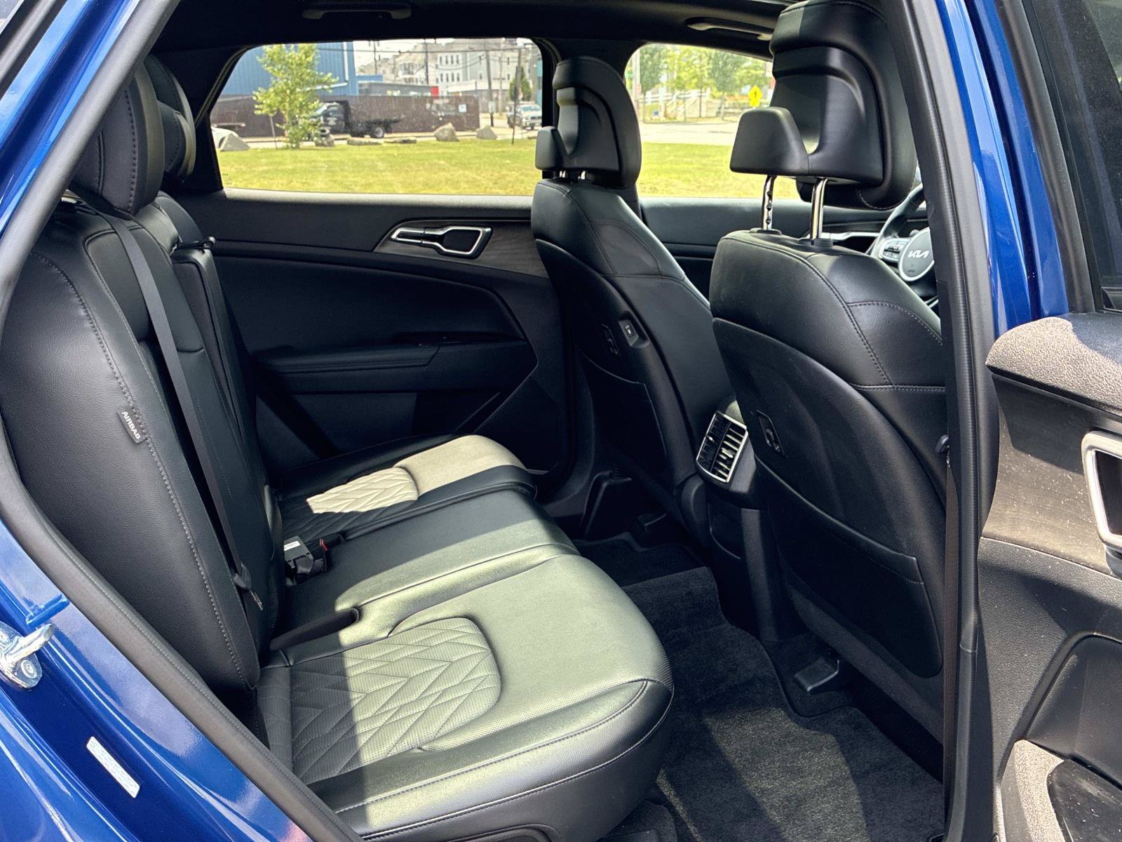 Used 2025 Kia Sportage X-Line w/ Premium Package AWD/4WD image 11
