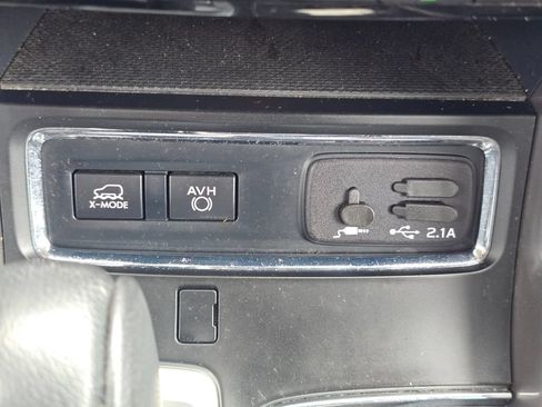 Used 2019 Subaru Ascent Premium AWD/4WD image 30