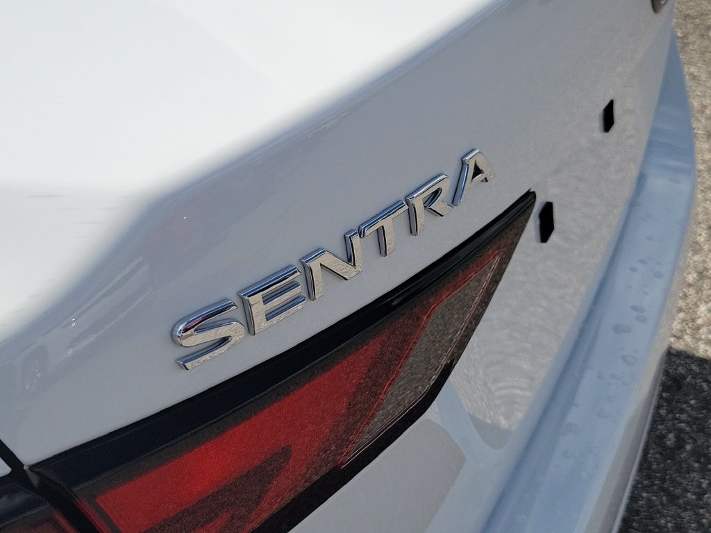 Certified 2025 Nissan Sentra SV FWD image 6