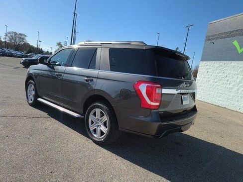 Used 2019 Ford Expedition XLT w/ Equipment Group 202A image 3