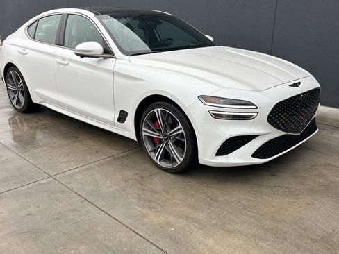 Used 2025 Genesis G70 3.3T Advanced w/ Sport Prestige Package image 3