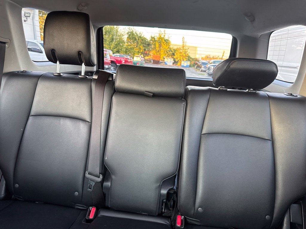 Used 2020 Toyota 4Runner Venture w/ Moonroof Package AWD/4WD image 29