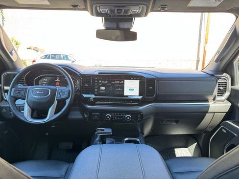 Used 2025 GMC Sierra 1500 Elevation w/ Elevation Premium Package AWD/4WD image 15