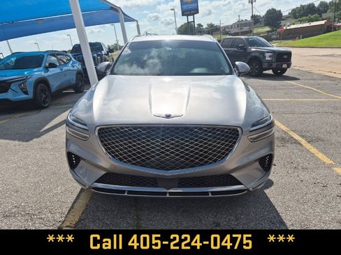 Used 2023 Genesis GV70 2.5T w/ Select Package AWD/4WD image 15