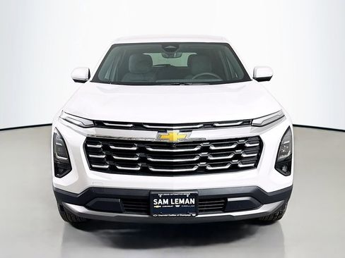 New 2026 Chevrolet Equinox LT w/ Safety and Technology Package image 2