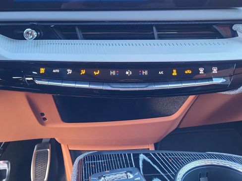 New 2026 Cadillac Optiq Sport 2 AWD/4WD image 19