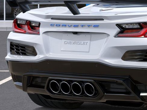 New 2026 Chevrolet Corvette Z06 w/ Stealth Interior Trim Package RWD image 21