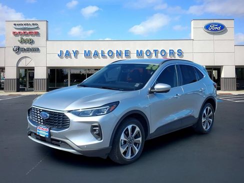 Certified 2024 Ford Escape Platinum AWD/4WD image 7