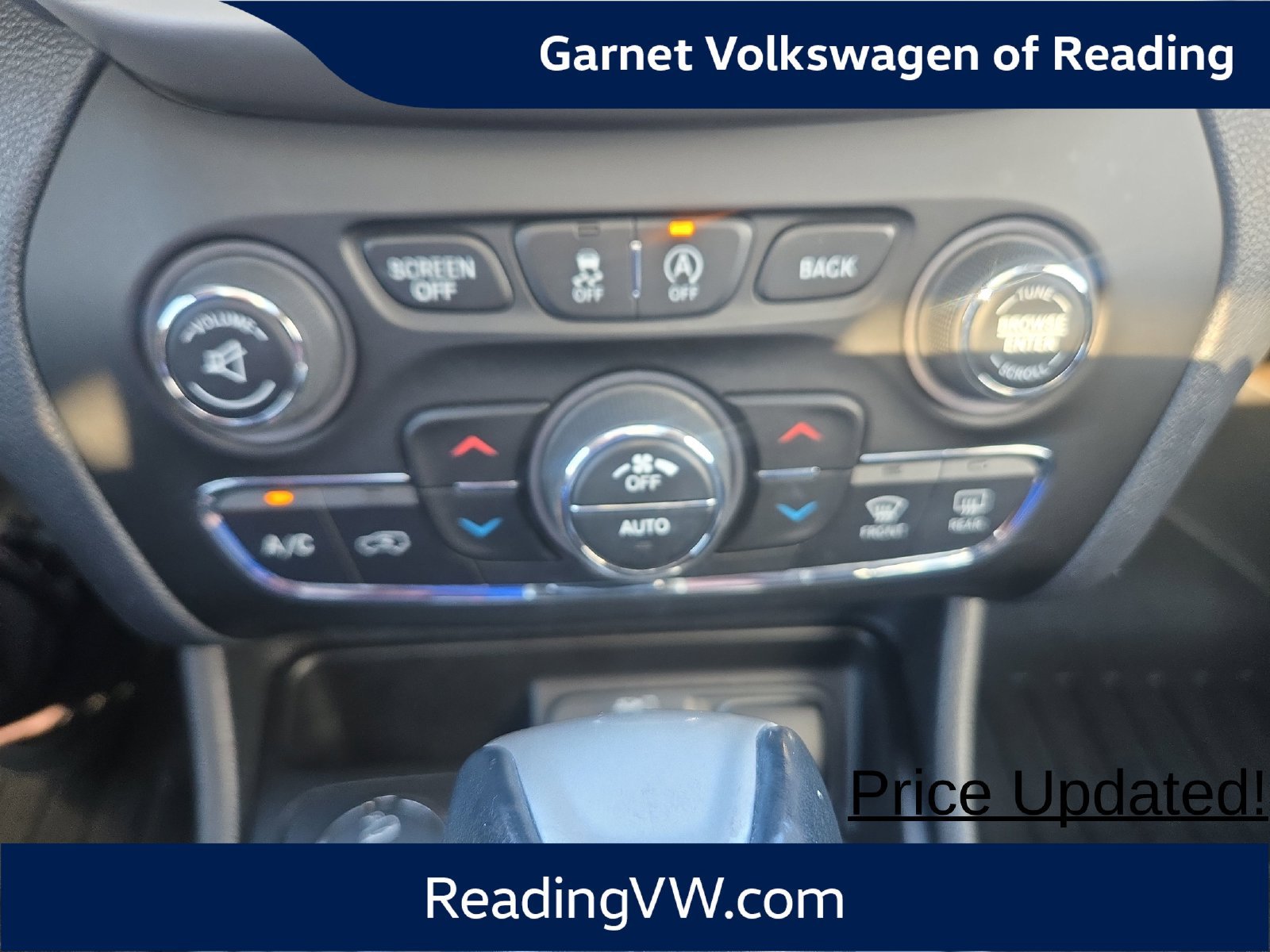 Used 2015 Jeep Cherokee Limited w/ Luxury Group AWD/4WD image 19
