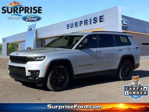 Used 2025 Jeep Grand Cherokee L Laredo AWD/4WD image 1