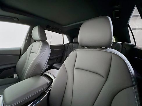 New 2026 Audi Q8 Premium Plus image 11