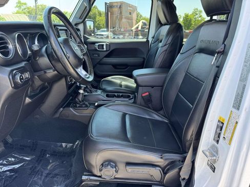 Used 2021 Jeep Gladiator Overland w/ Popular Equipment Package AWD/4WD image 13