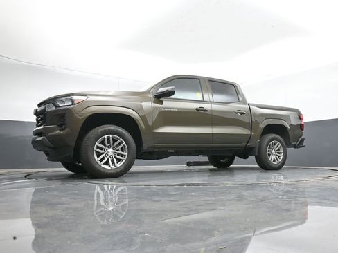 Used 2024 Chevrolet Colorado LT w/ LT Convenience Package image 34