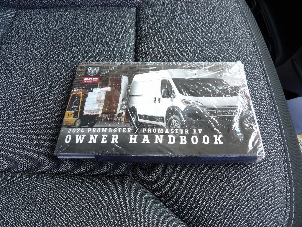 Used 2024 RAM ProMaster 2500 FWD image 34