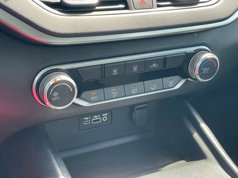 Used 2019 Nissan Altima 2.5 S AWD/4WD image 22