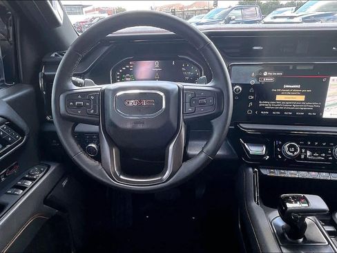 Used 2026 GMC Sierra 1500 AT4 w/ AT4 Premium Package AWD/4WD image 7