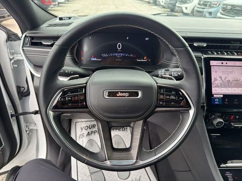 Used 2021 Jeep Grand Cherokee L Overland image 23