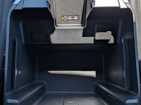 Used 2023 GMC Sierra 1500 SLT w/ SLT Convenience Package AWD/4WD image 21