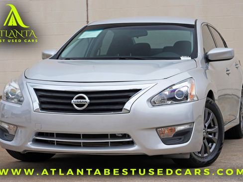 Used 2015 Nissan Altima 2.5 S w/ Special Edition Package FWD image 1