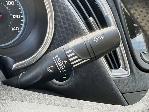 Used 2020 Chevrolet Malibu LT image 11