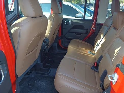 Used 2021 Jeep Wrangler Unlimited Sahara w/ LED Lighting Group AWD/4WD image 7