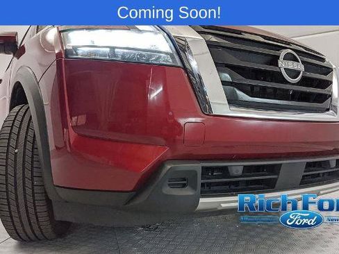 Used 2024 Nissan Pathfinder SL w/ Cargo Package AWD/4WD image 25