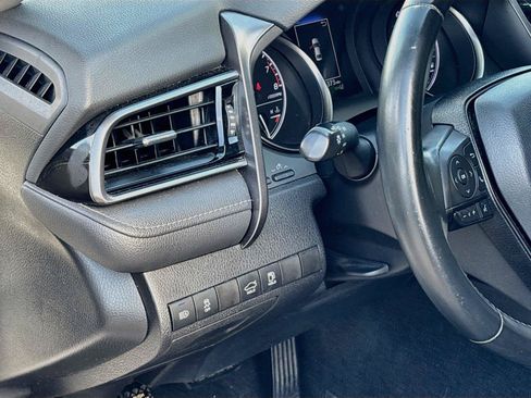 Used 2021 Toyota Camry SE w/ Audio Upgrade Package FWD image 10