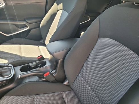 Used 2023 Kia Soul S FWD image 11