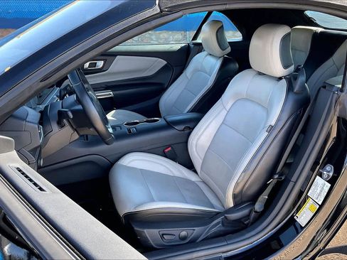 Used 2024 Ford Mustang Premium image 7