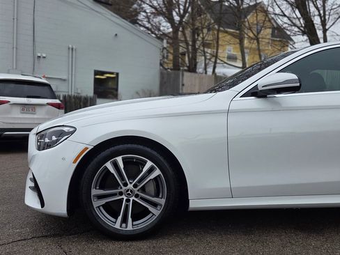 Used 2022 Mercedes-Benz E 350 4MATIC Sedan image 10