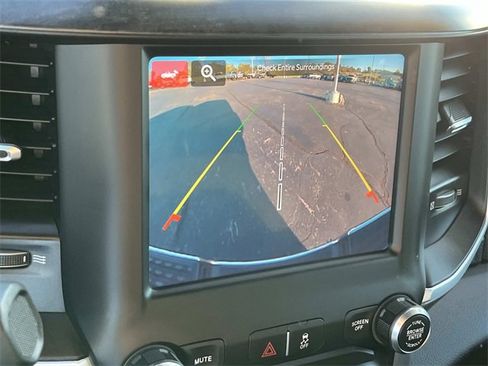 Used 2024 RAM 3500 Big Horn image 34