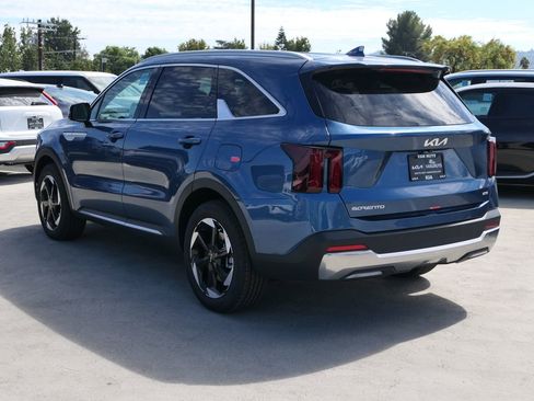 New 2025 Kia Sorento EX image 6